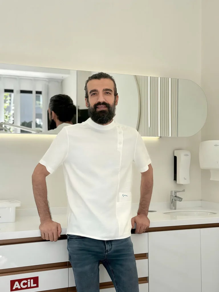 Dt. Ramazan Inkaya ile Mimaroba Diş Kliniğinde Gülüş Tasarımı